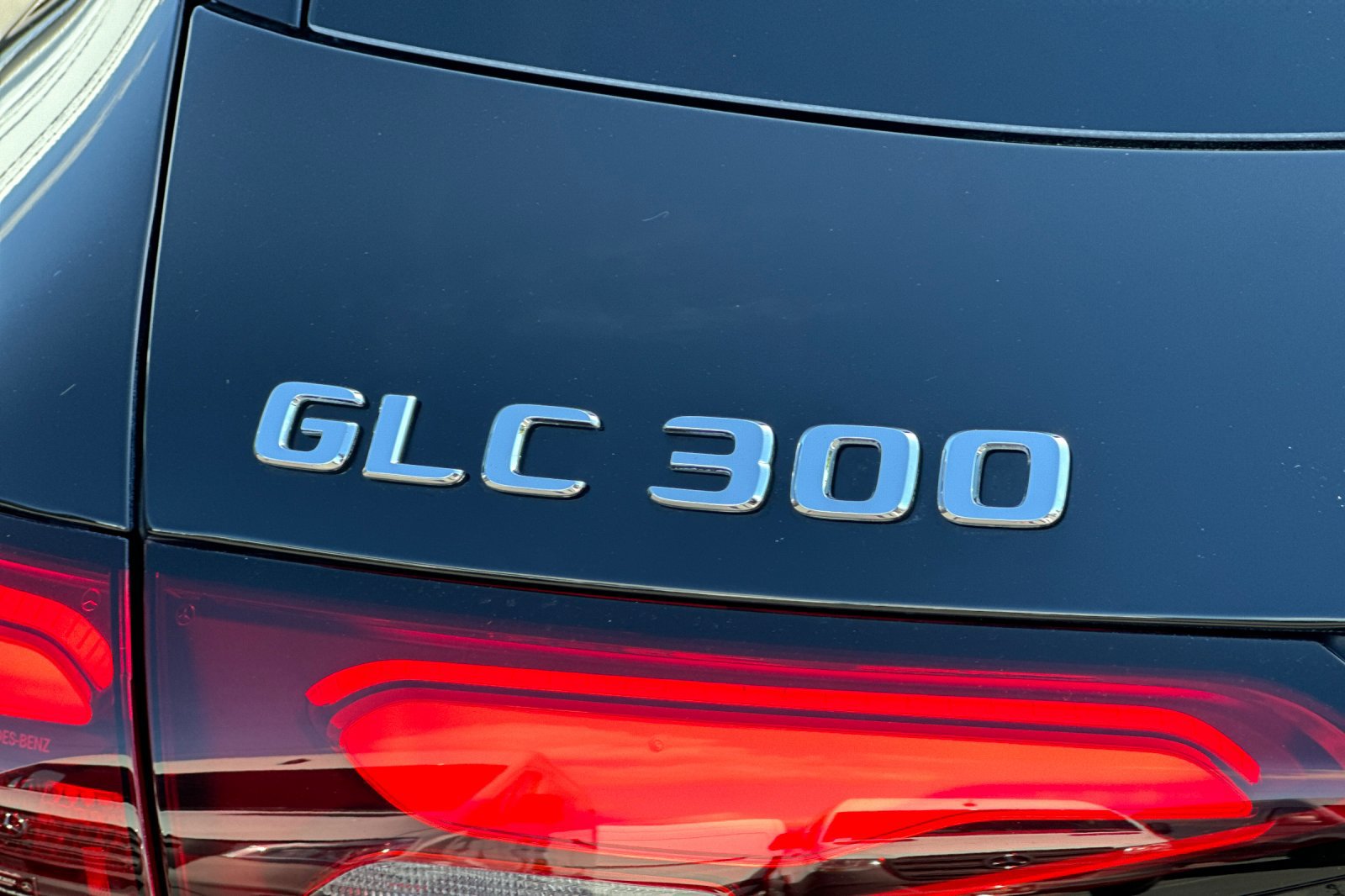 Certified 2025 Mercedes-Benz GLC 300 4MATIC image 26