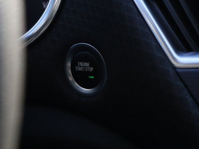 Used 2021 Chevrolet Malibu LT image 28