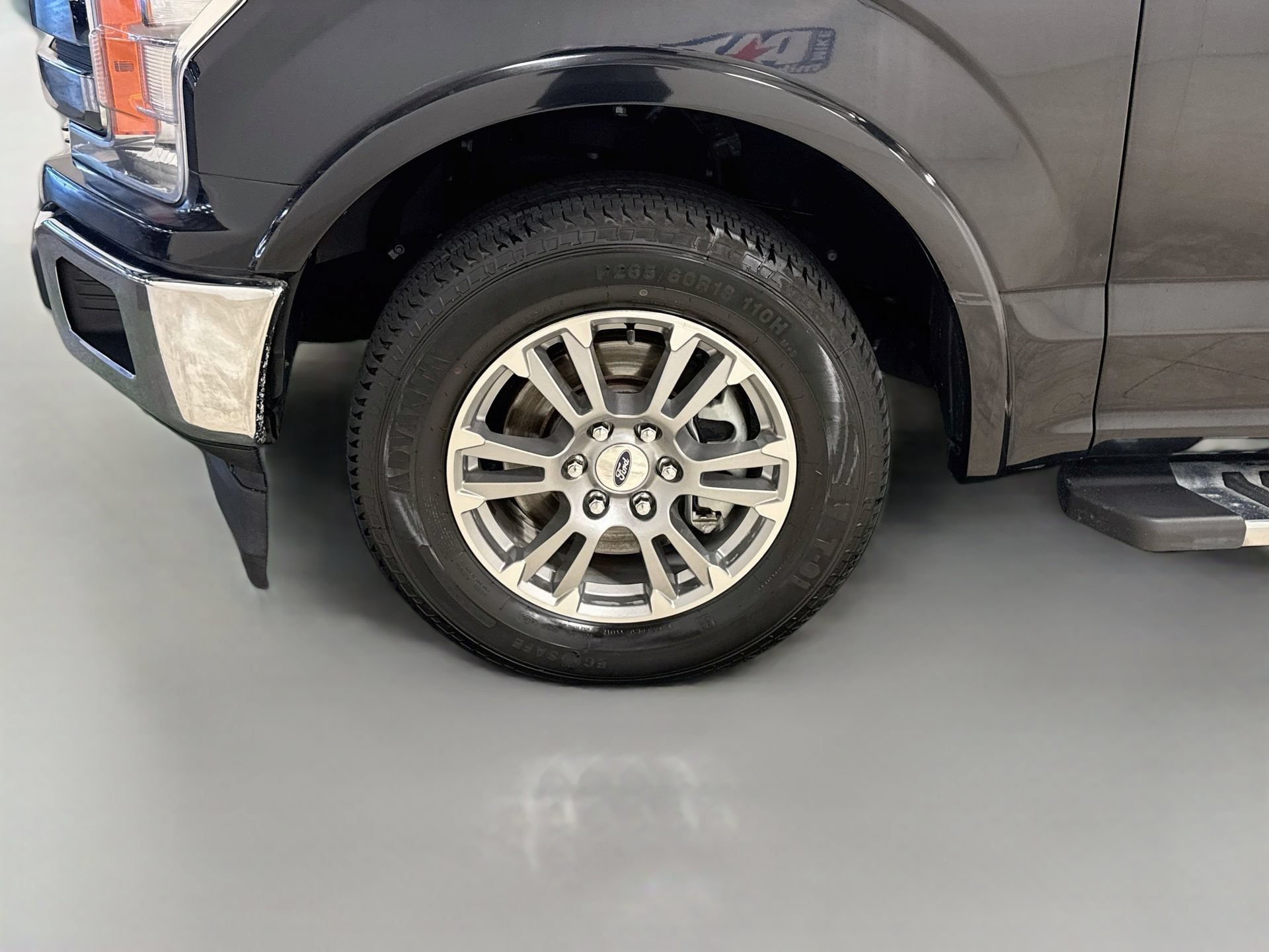 Used 2018 Ford F150 Lariat w/ Trailer Tow Package RWD image 30