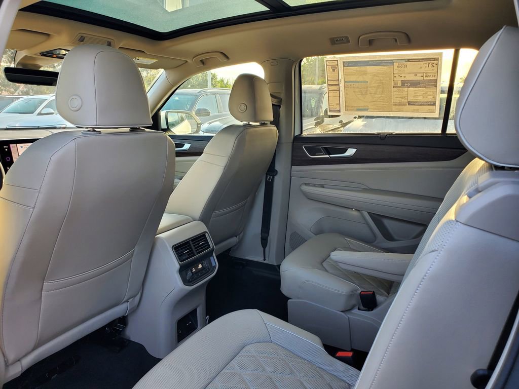 New 2026 Volkswagen Atlas SE FWD image 5