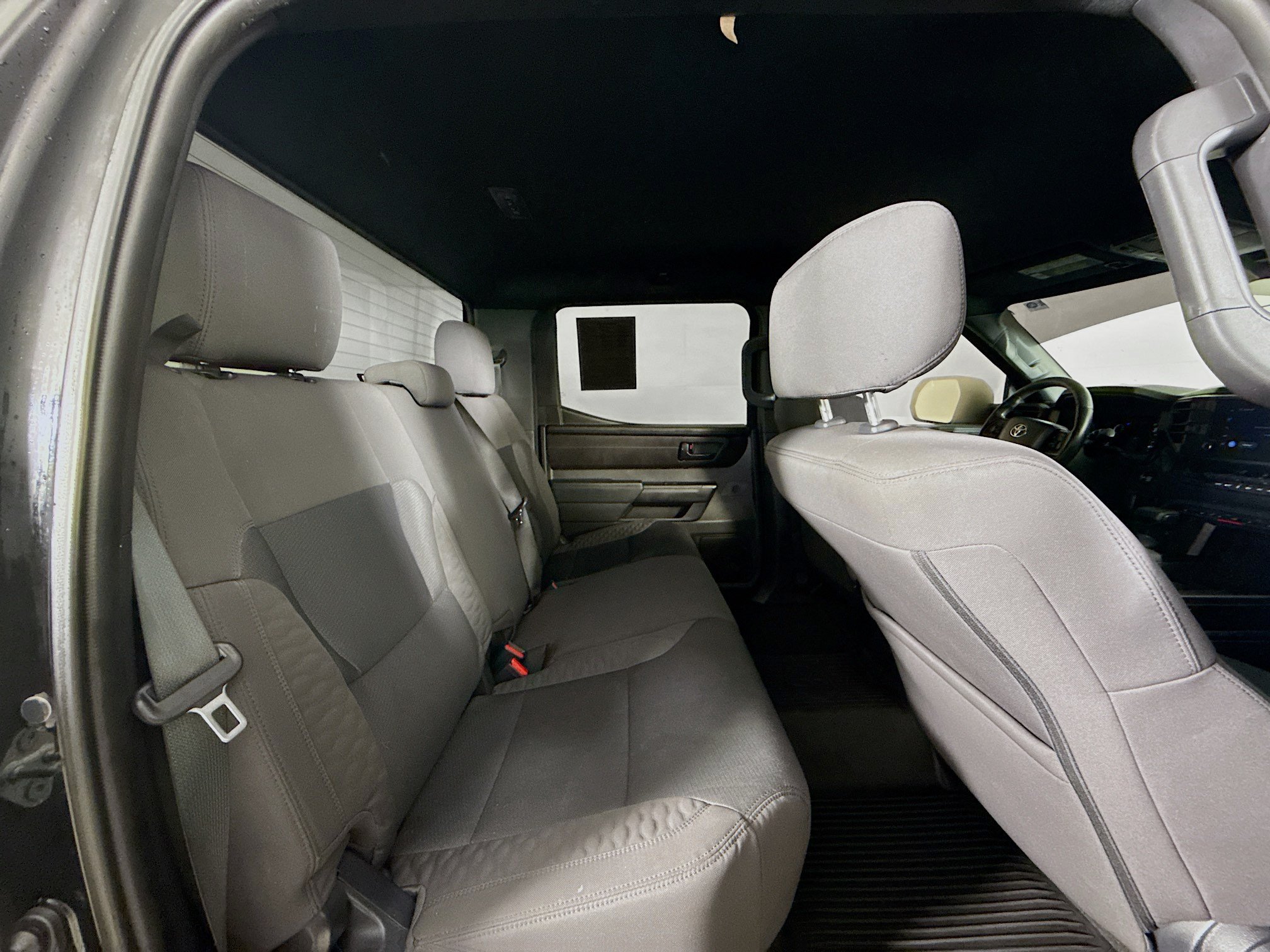 Used 2025 Toyota Tundra SR w/ SR Tow Package AWD/4WD image 32