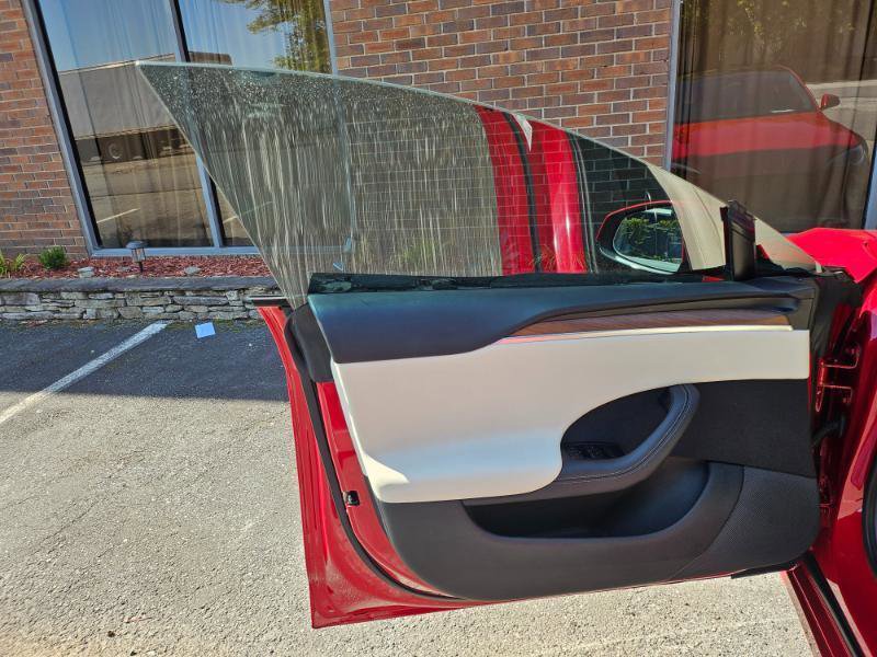 Used 2022 Tesla Model S AWD/4WD image 31