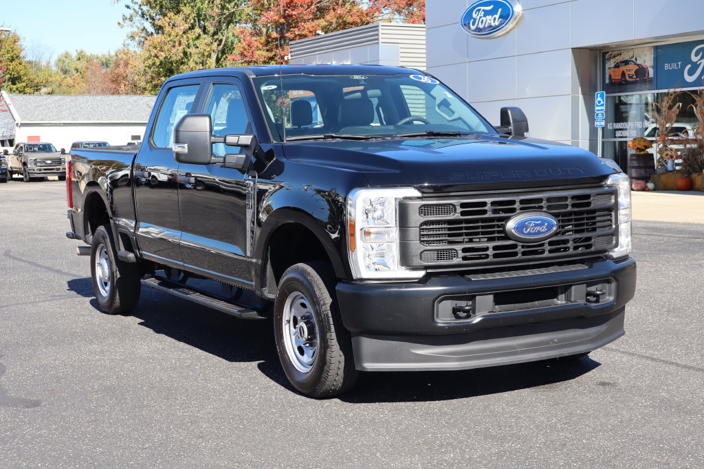 Used 2026 Ford F250 XL AWD/4WD image 2