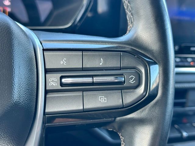 Used 2023 Chevrolet Colorado LT image 15