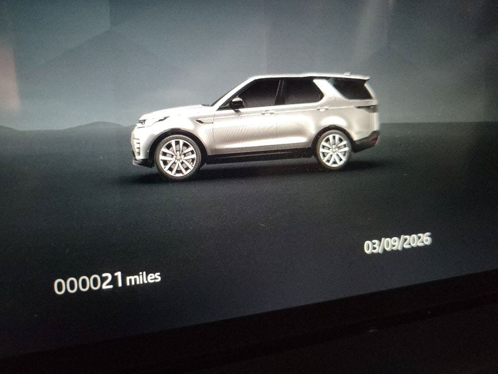 New 2026 Land Rover Discovery Limited Edition AWD/4WD image 18