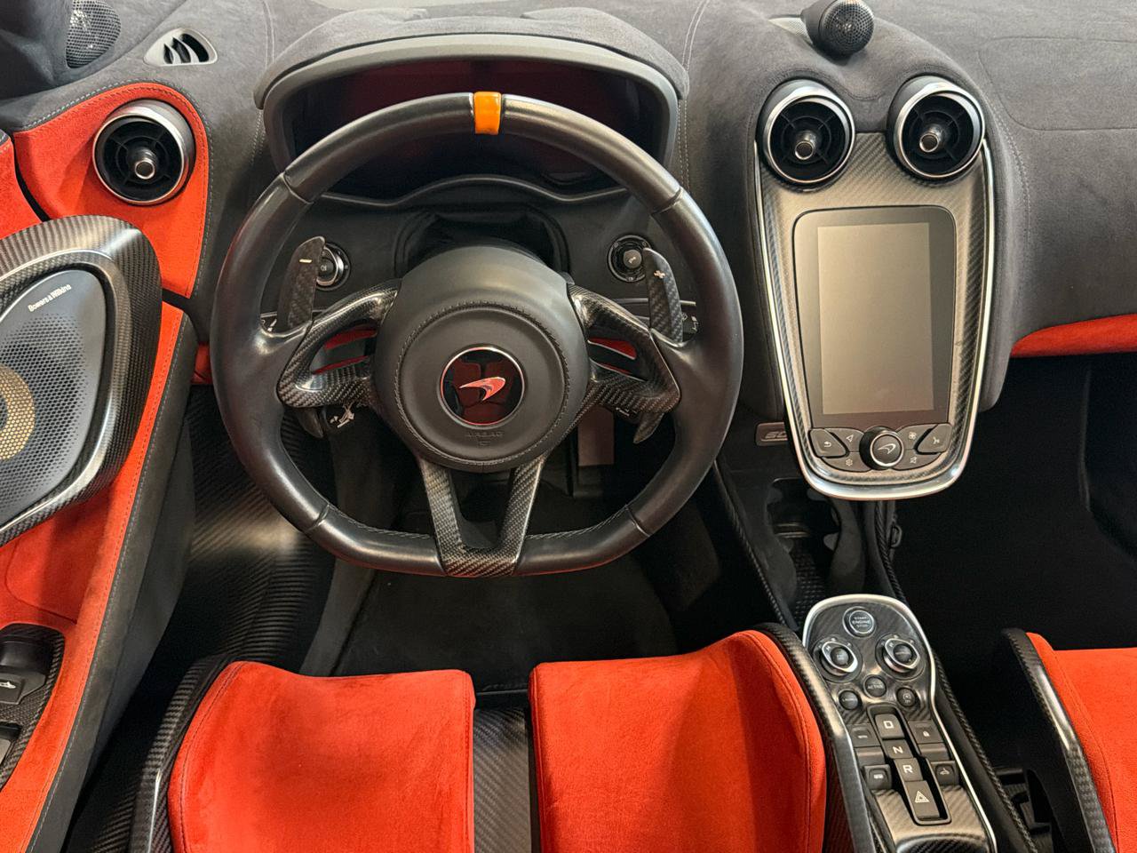 Used 2020 McLaren 600LT Spider RWD image 16