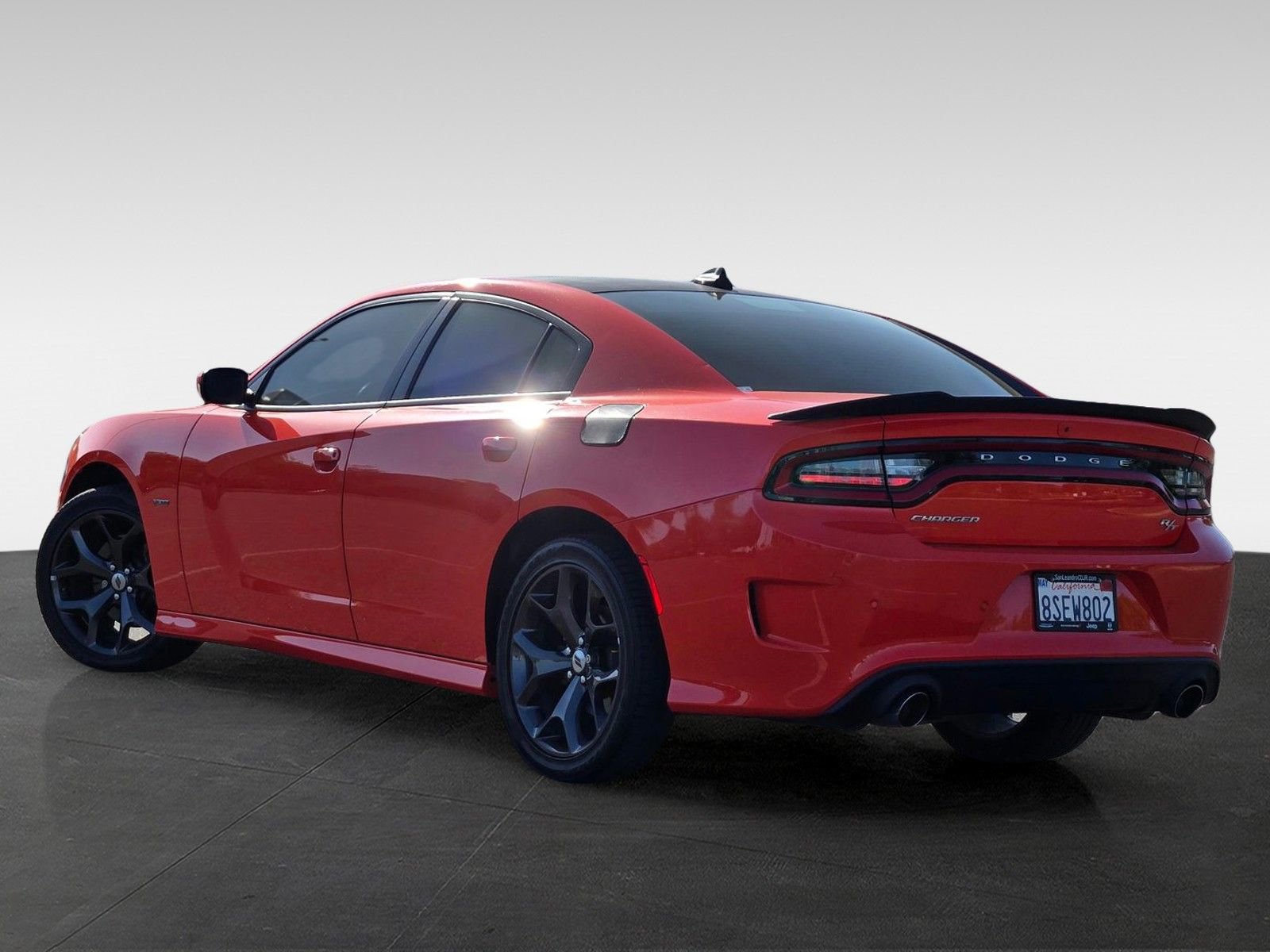 Used 2019 Dodge Charger R/T w/ Driver Confidence Group RWD image 6