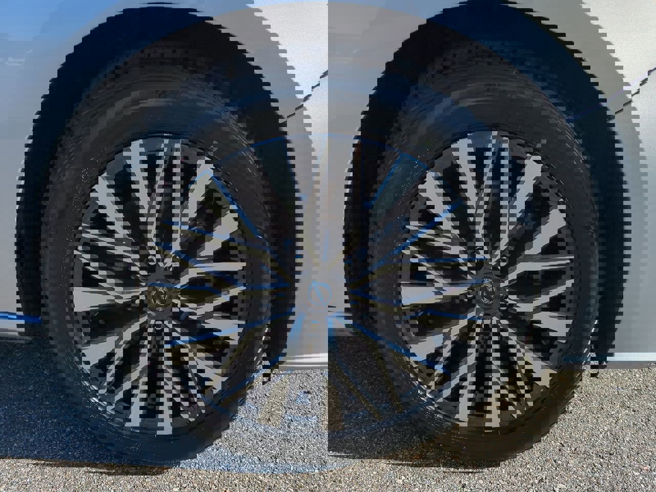 Used 2023 Nissan Altima 2.5 SV image 11