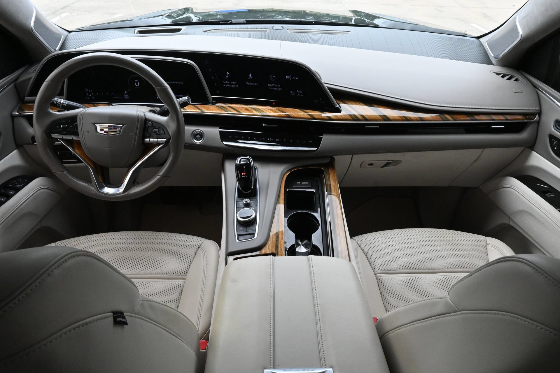 Used 2021 Cadillac Escalade Sport Platinum RWD image 8