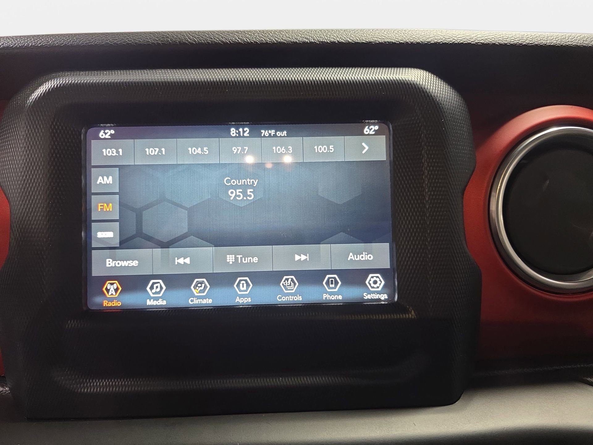 Used 2020 Jeep Gladiator Rubicon w/ Cold Weather Group AWD/4WD image 21