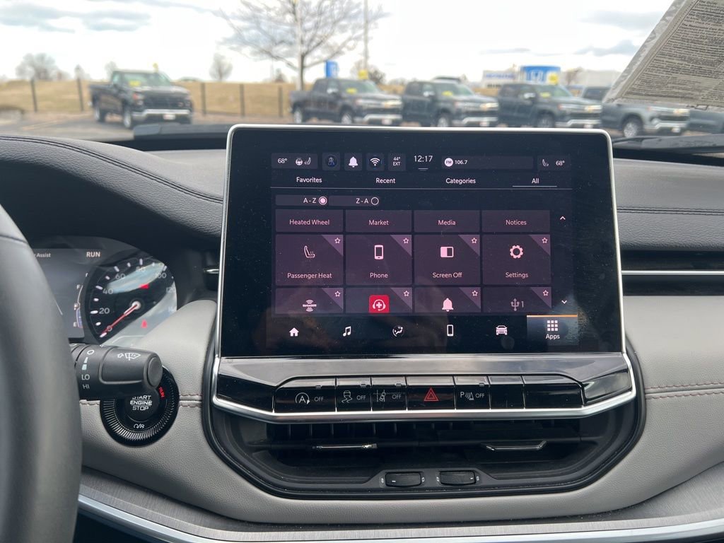 Used 2025 Jeep Compass Limited AWD/4WD image 18