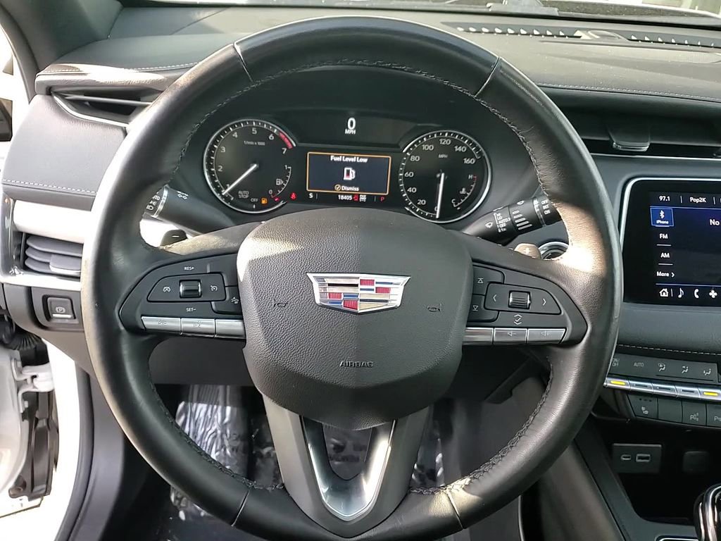 Used 2022 Cadillac XT4 Premium Luxury w/ Enhanced Visibility Package image 15