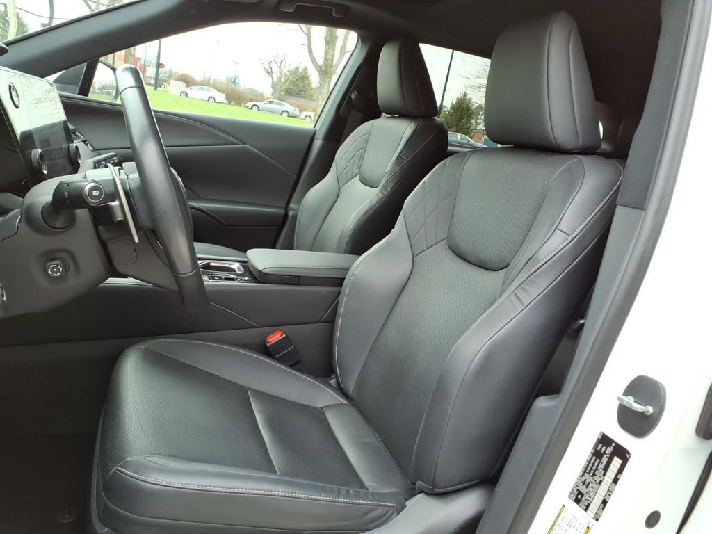 Used 2023 Lexus RX 350 Premium w/ Cold Area Package image 12