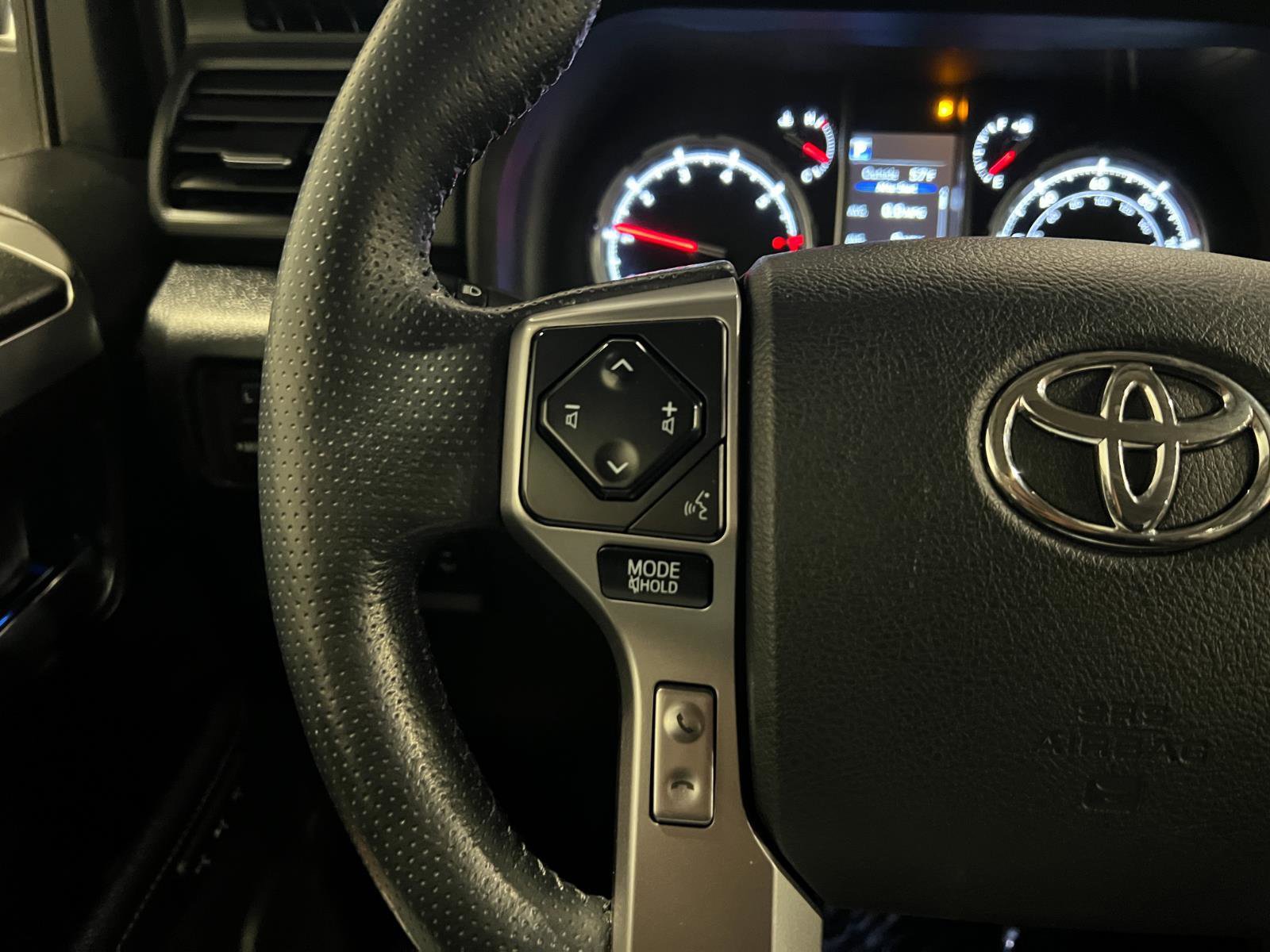 Used 2023 Toyota 4Runner Limited image 13