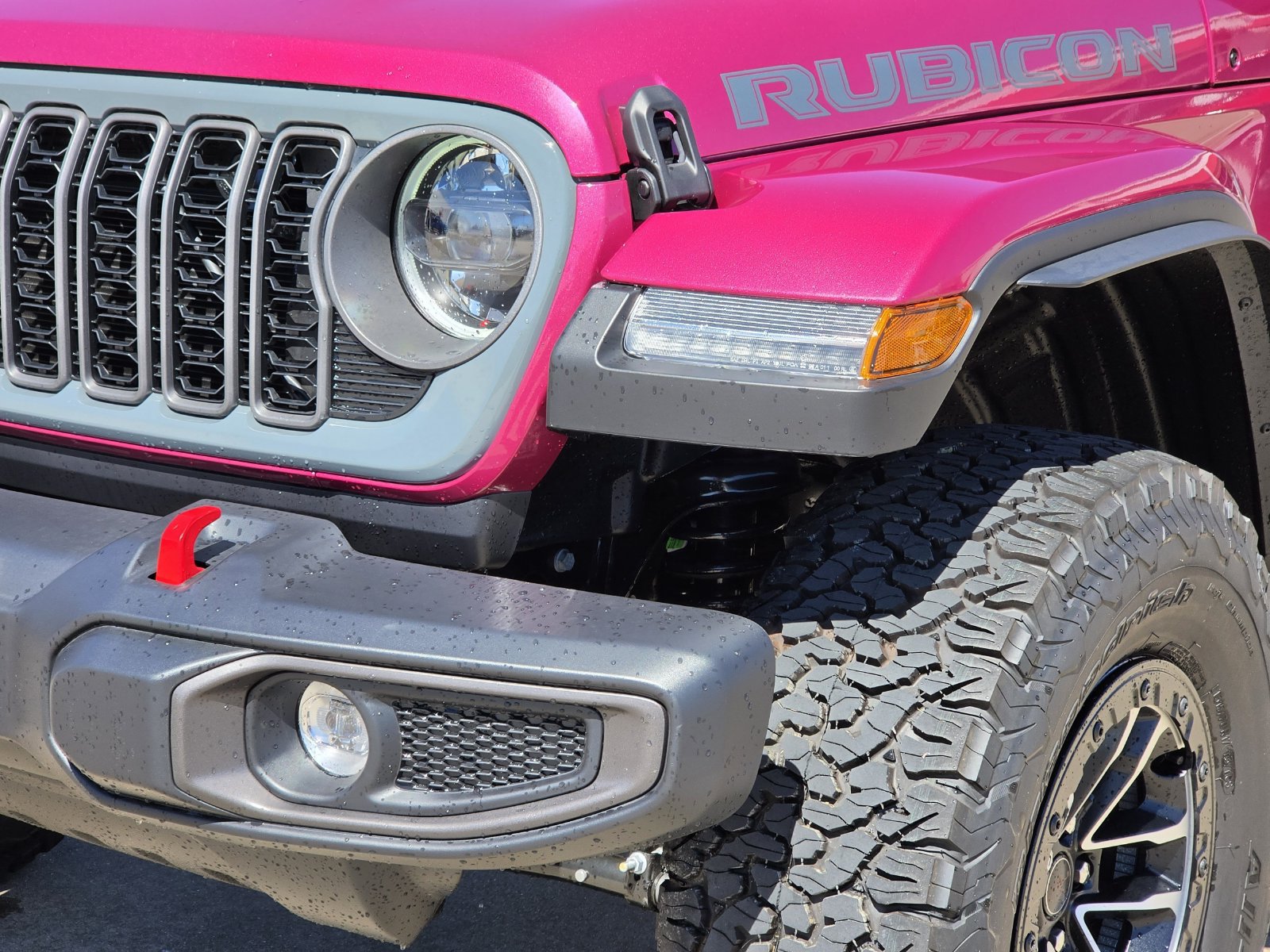 New 2026 Jeep Wrangler Unlimited Rubicon w/ Rockslide Package AWD/4WD image 9