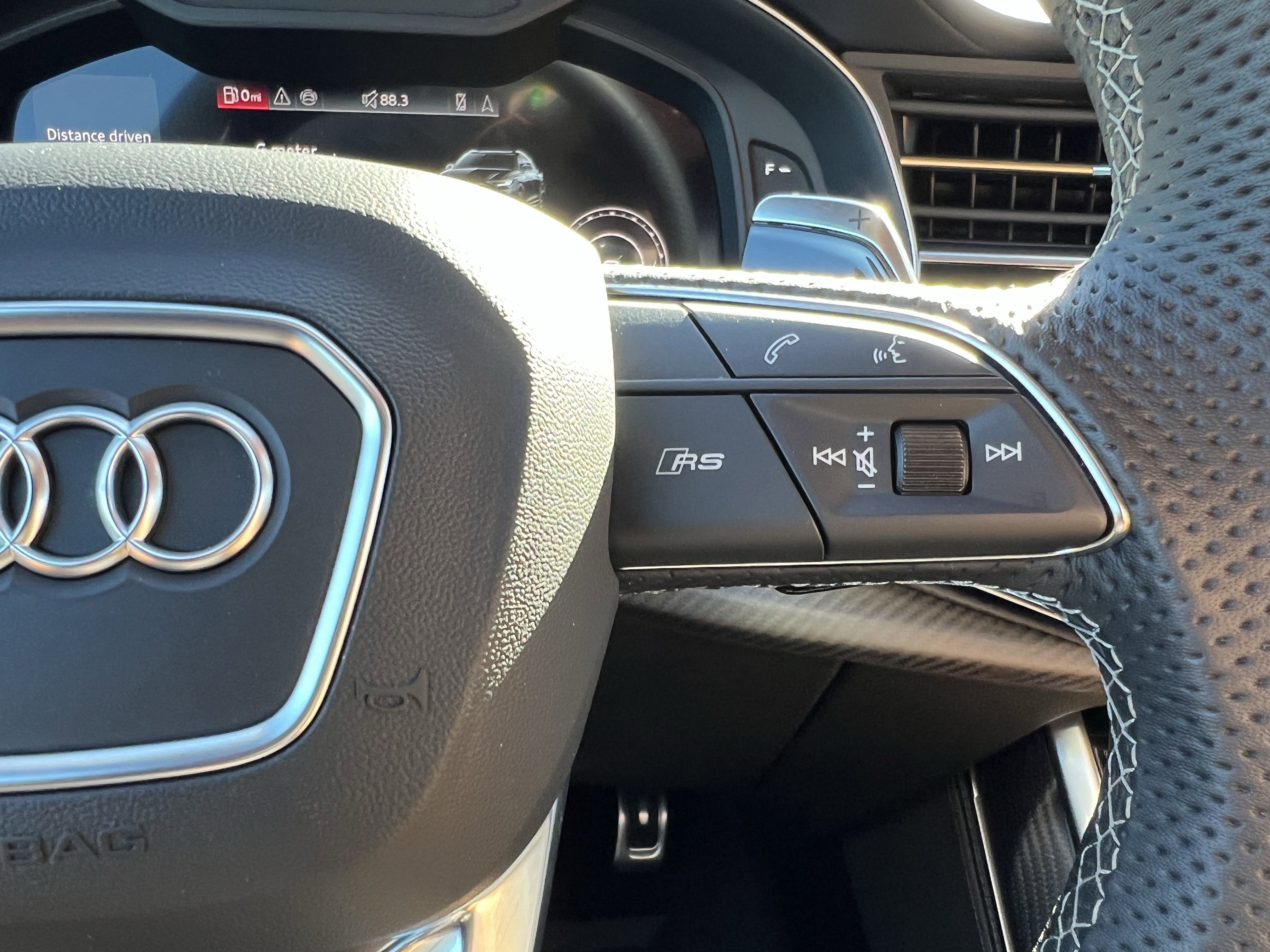 Certified 2024 Audi RS Q8 image 20