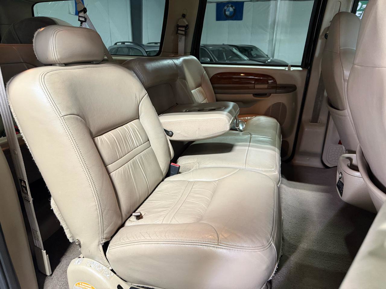 Used 2001 Ford Excursion Limited image 22