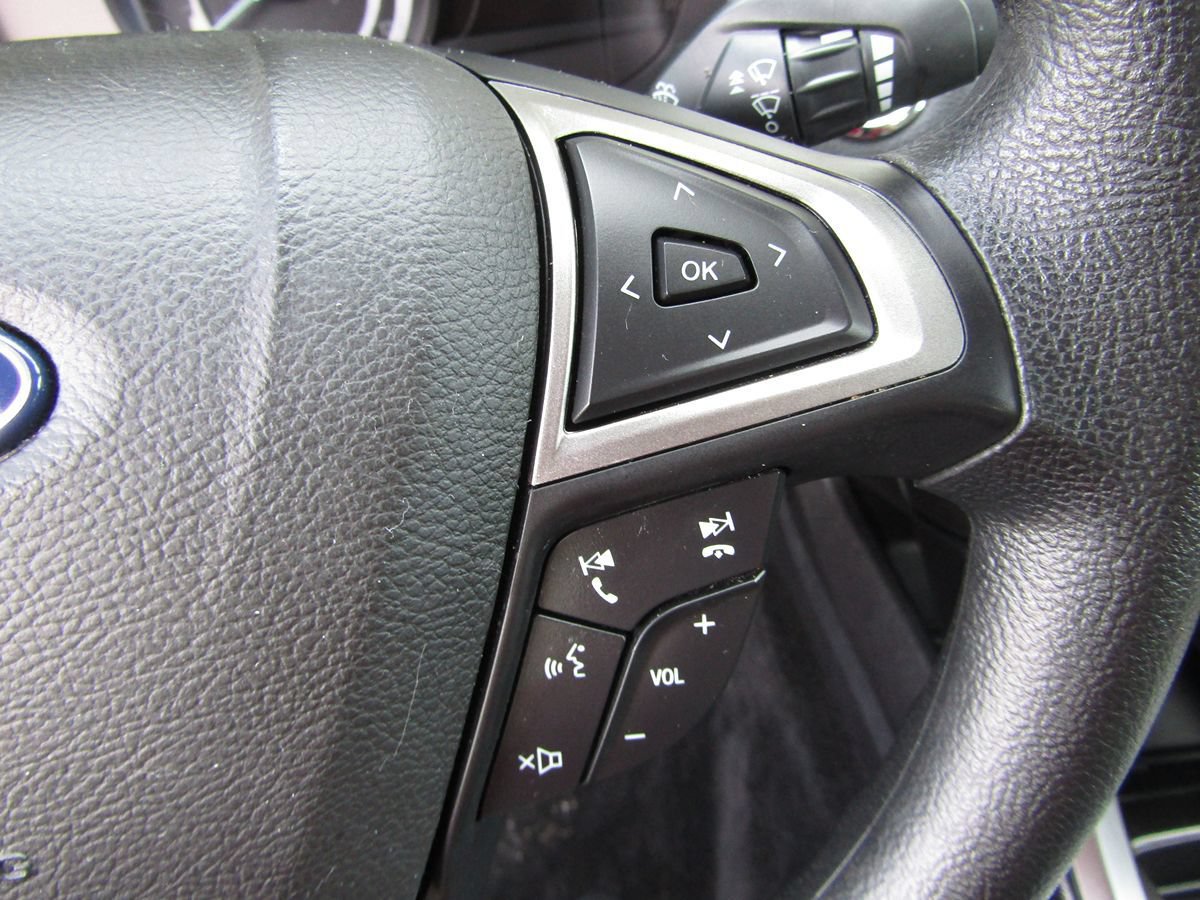 Used 2018 Ford Fusion S FWD image 7