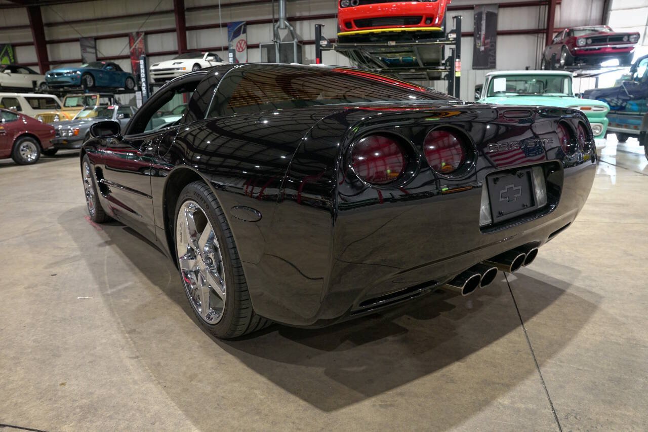 Used 1998 Chevrolet Corvette Coupe w/ Memory Pkg RWD image 6