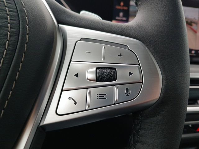 New 2026 BMW X7 xDrive40i AWD/4WD image 28