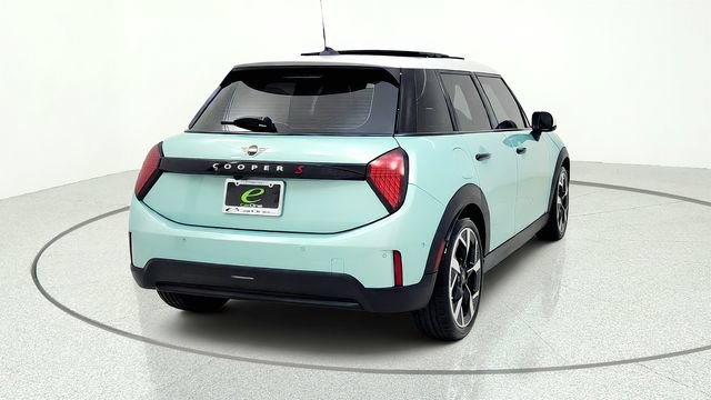 Used 2026 MINI Cooper S FWD image 8