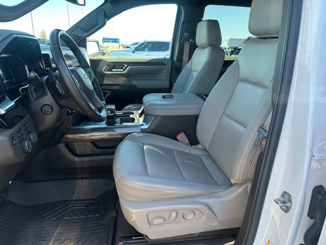 Used 2024 Chevrolet Silverado 1500 LTZ image 9