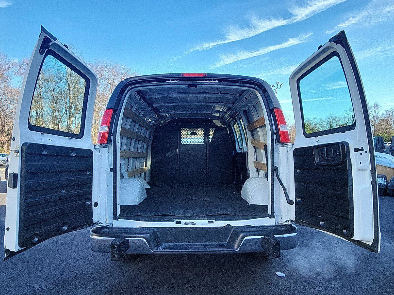 Used 2024 Chevrolet Express 2500 w/ Driver Convenience Package image 24