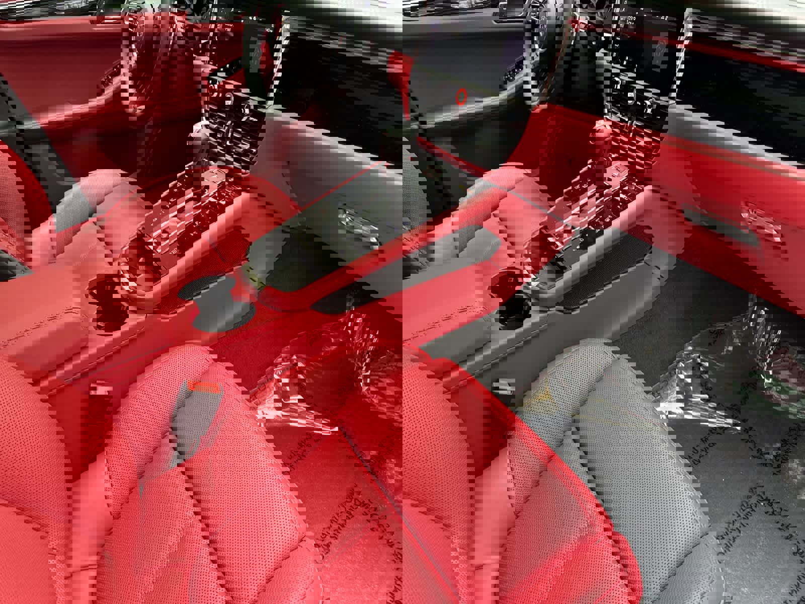 New 2026 Porsche Macan S image 17