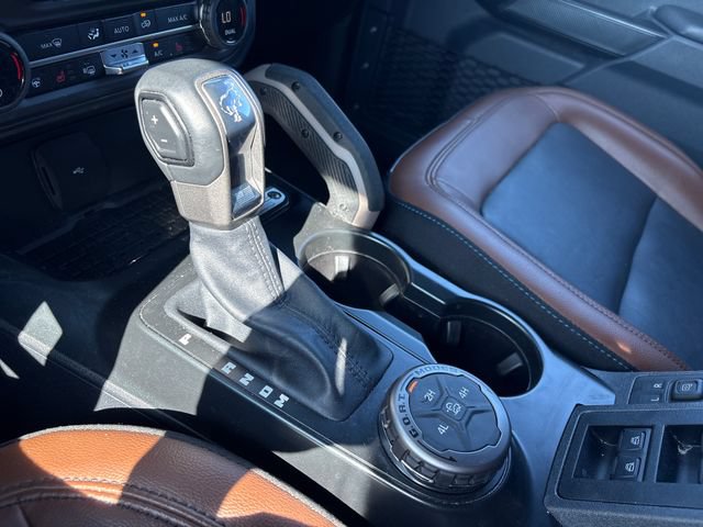 Used 2024 Ford Bronco Outer Banks AWD/4WD image 28