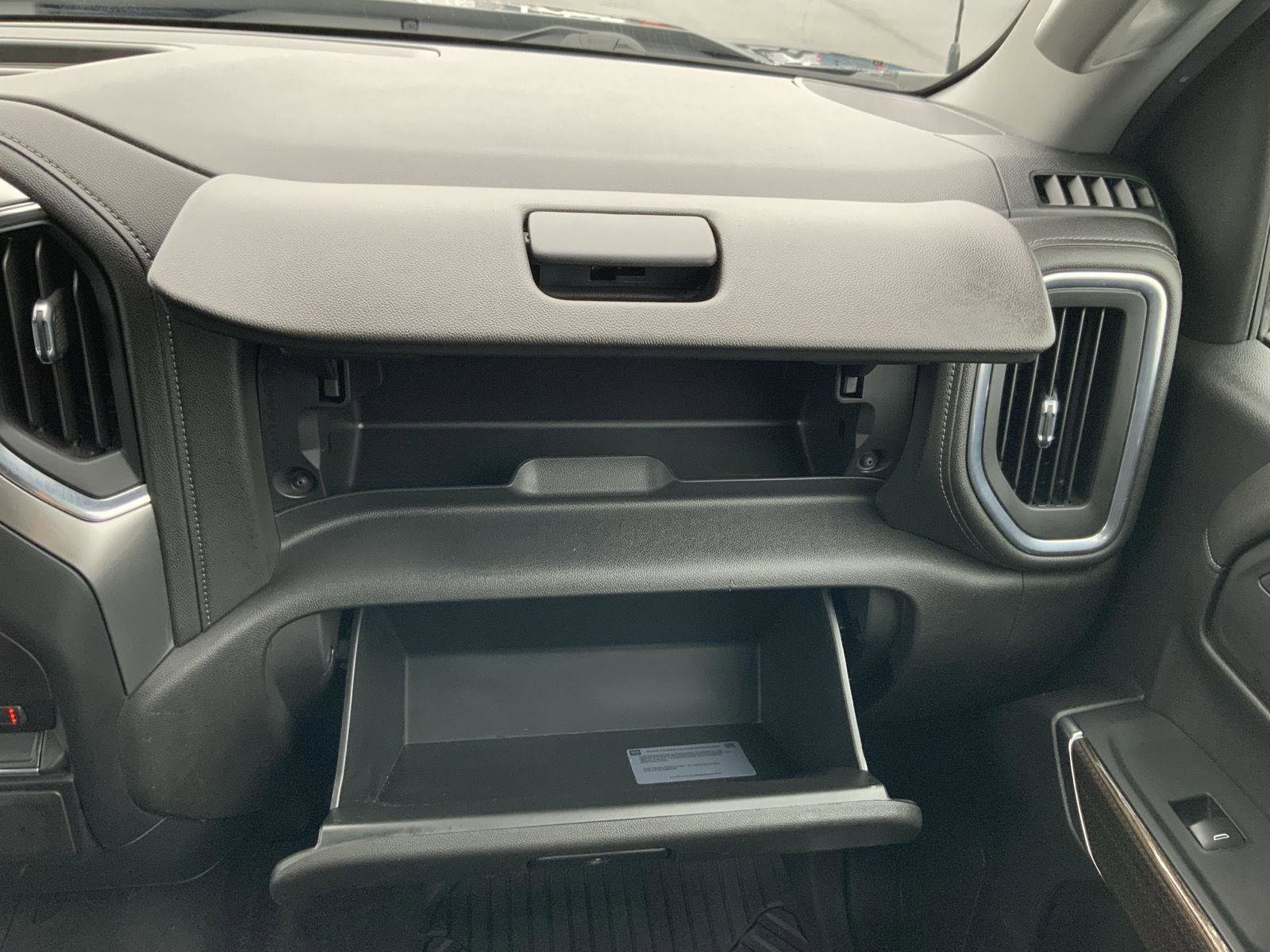 Used 2021 Chevrolet Silverado 1500 RST image 65