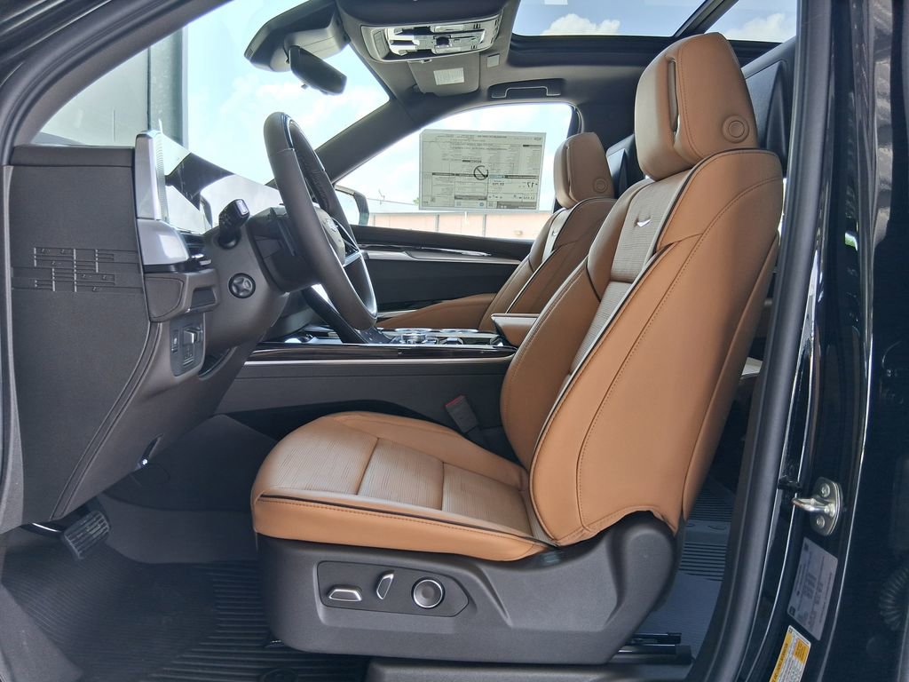 New 2026 Cadillac Escalade ESV Luxury w/ LPO, Floor Liner Package RWD image 22