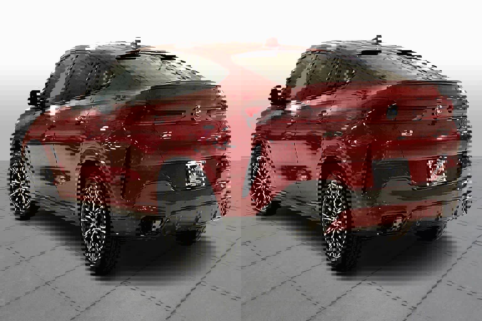 Used 2023 BMW X6 xDrive40i w/ Executive Package image 22