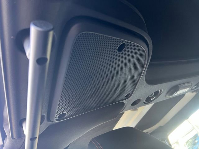 Used 2017 Jeep Wrangler Unlimited Rubicon image 12