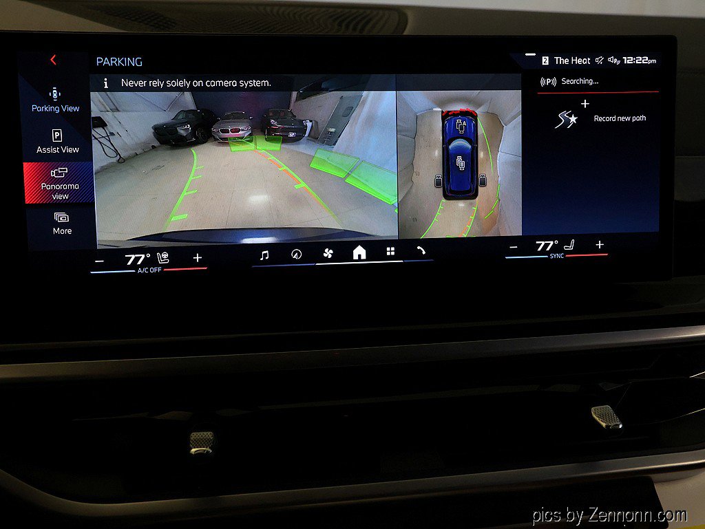 Certified 2025 BMW X5 M60i w/ Executive Package image 21