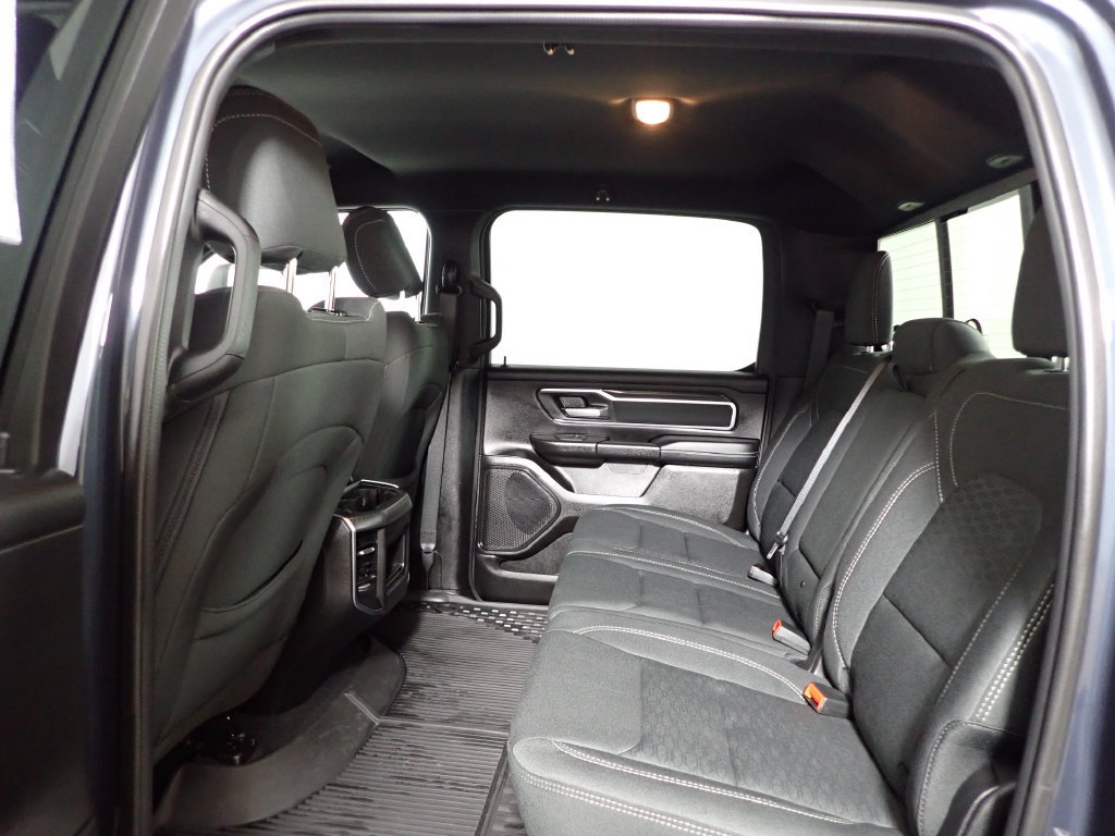 Used 2025 RAM 1500 Big Horn AWD/4WD image 33