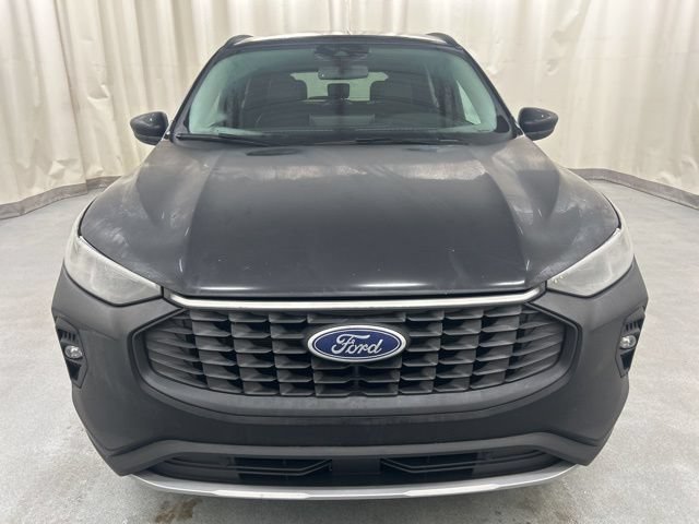 Used 2025 Ford Escape Platinum AWD/4WD image 8