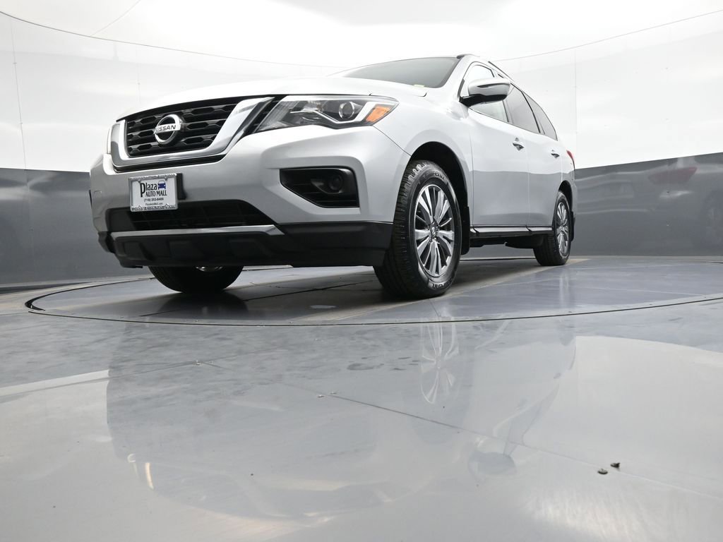 Used 2019 Nissan Pathfinder S AWD/4WD image 26