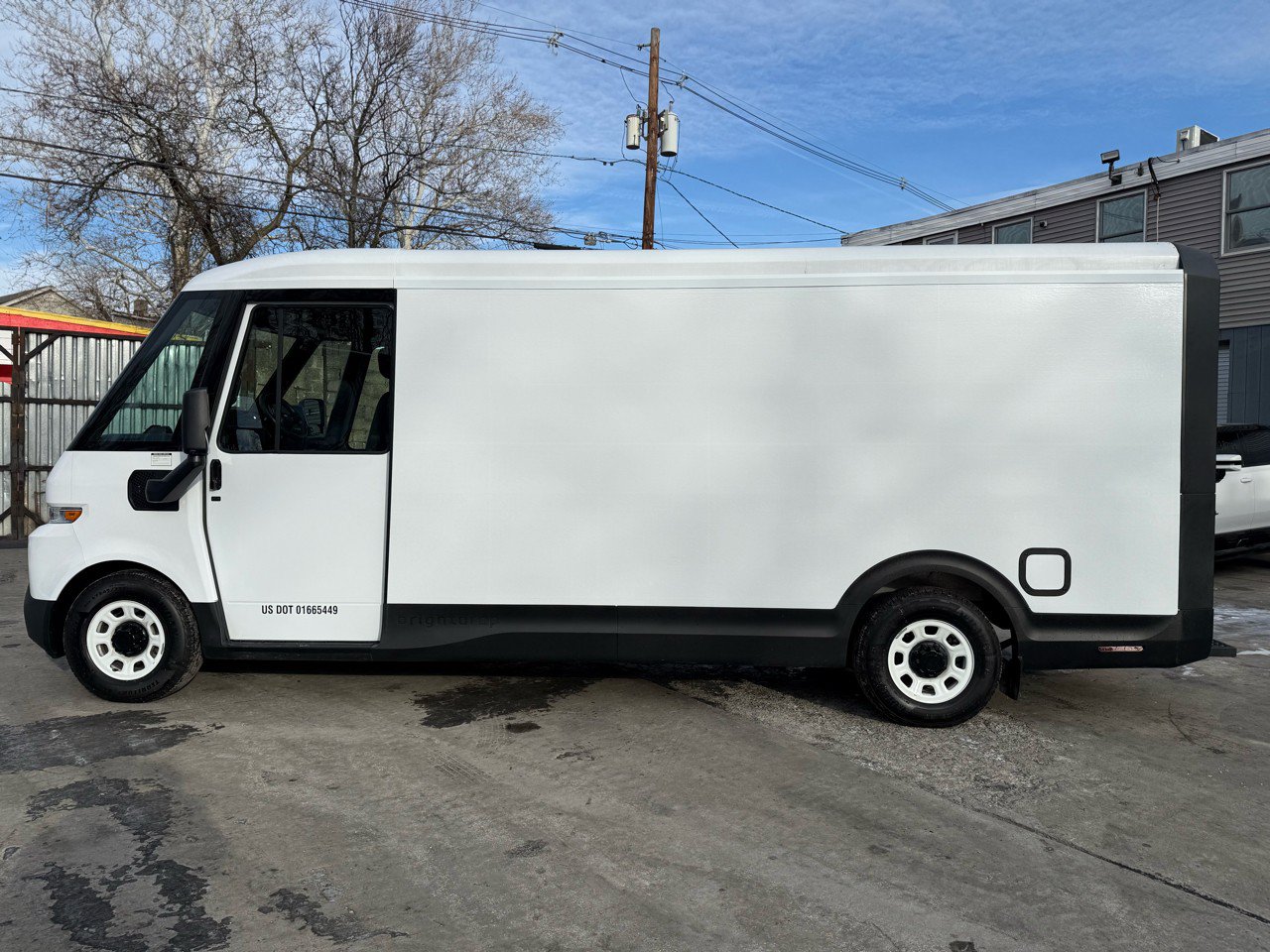 Used 2025 Chevrolet Brightdrop 600 w/ Power Door Package AWD/4WD image 3