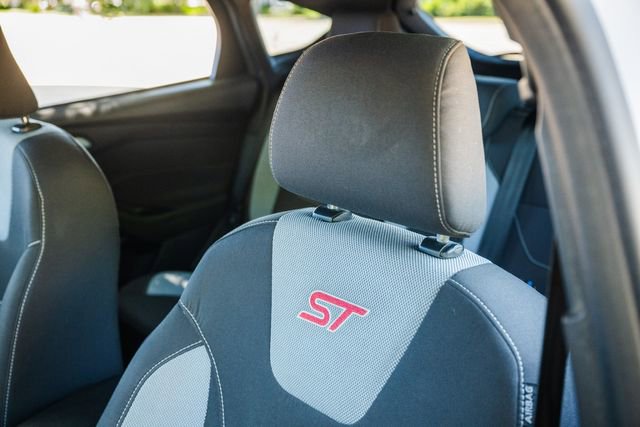 Used 2016 Ford Focus ST image 63