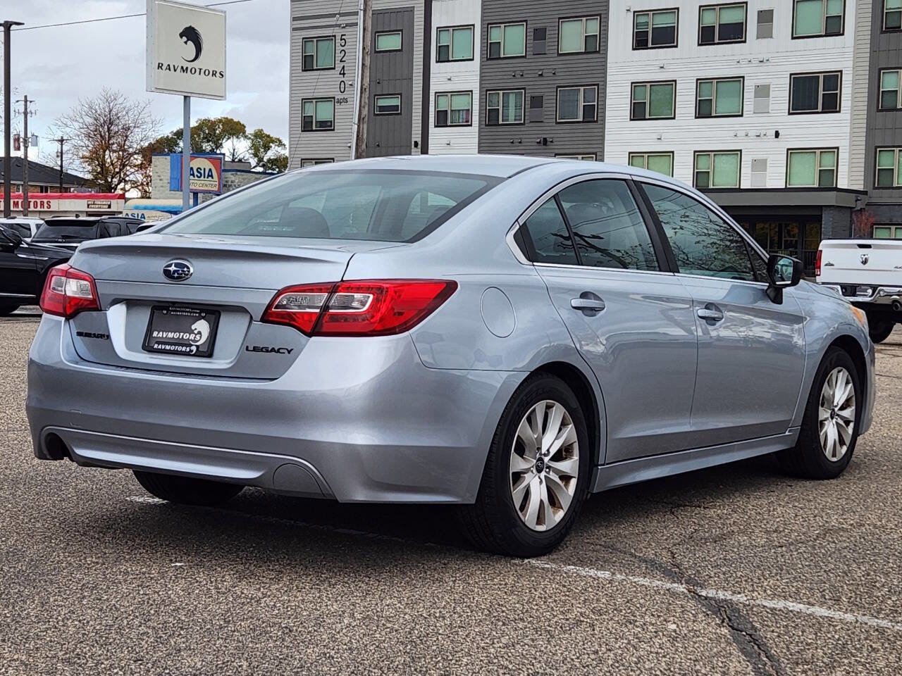 Used 2017 Subaru Legacy 2.5i w/ Alloy Wheel Package AWD/4WD image 9