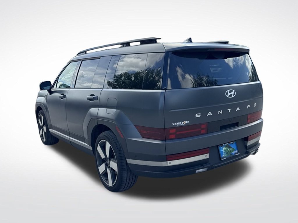 Used 2025 Hyundai Santa Fe Limited FWD image 6