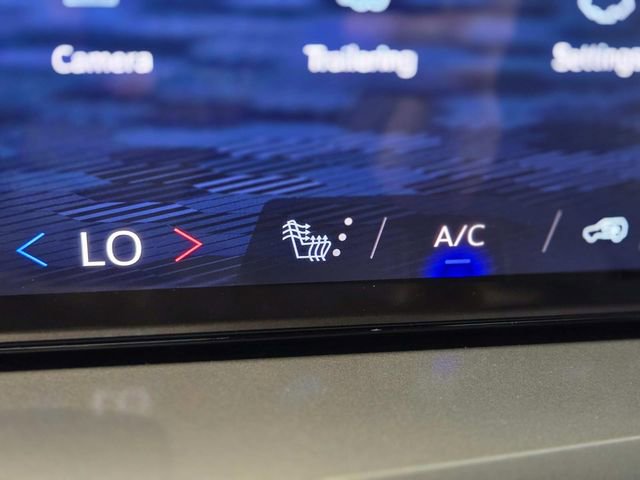 New 2026 Chevrolet Traverse LT w/ Midnight/Sport Edition image 22