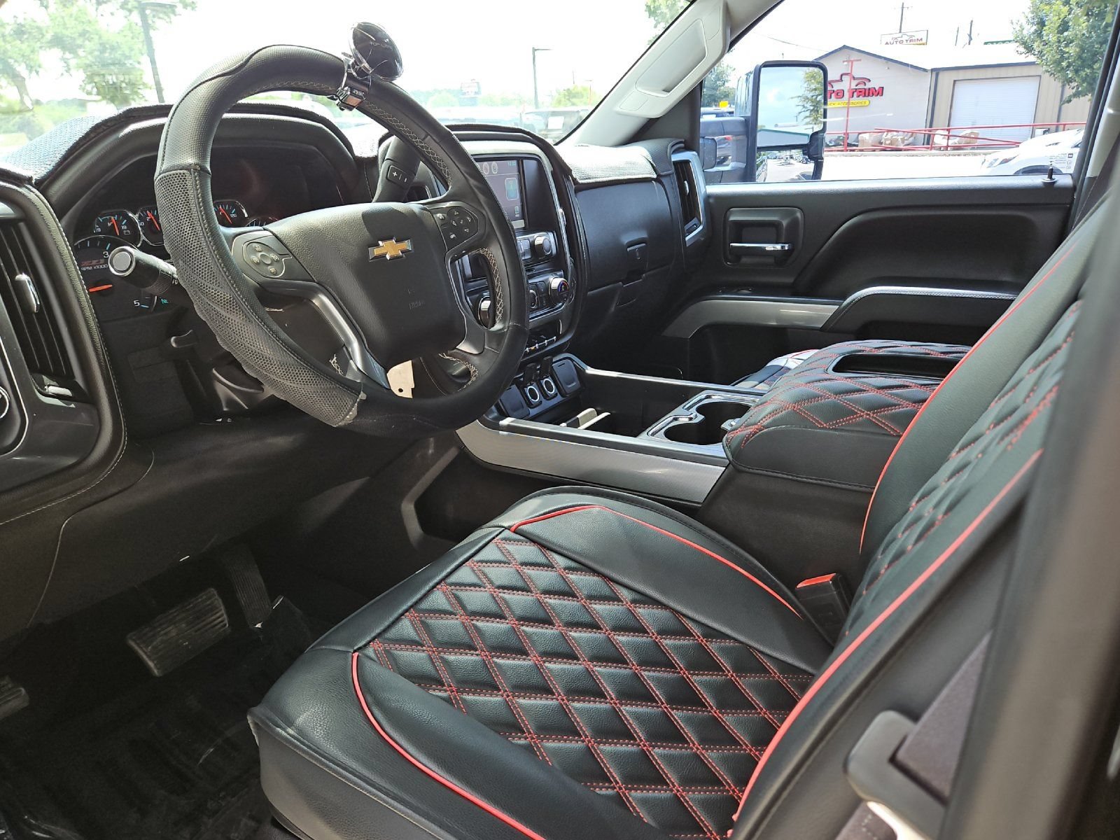 Used 2015 Chevrolet Silverado 2500 LTZ w/ Duramax Plus Package AWD/4WD image 9