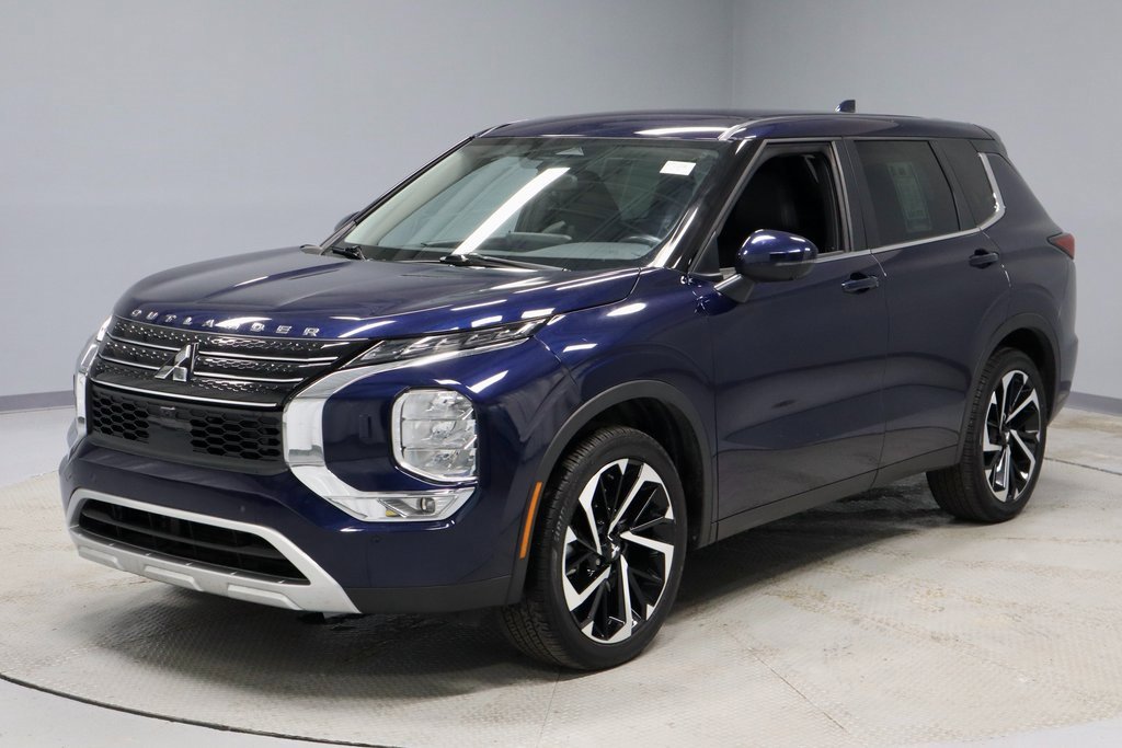 Used 2022 Mitsubishi Outlander SE image 9