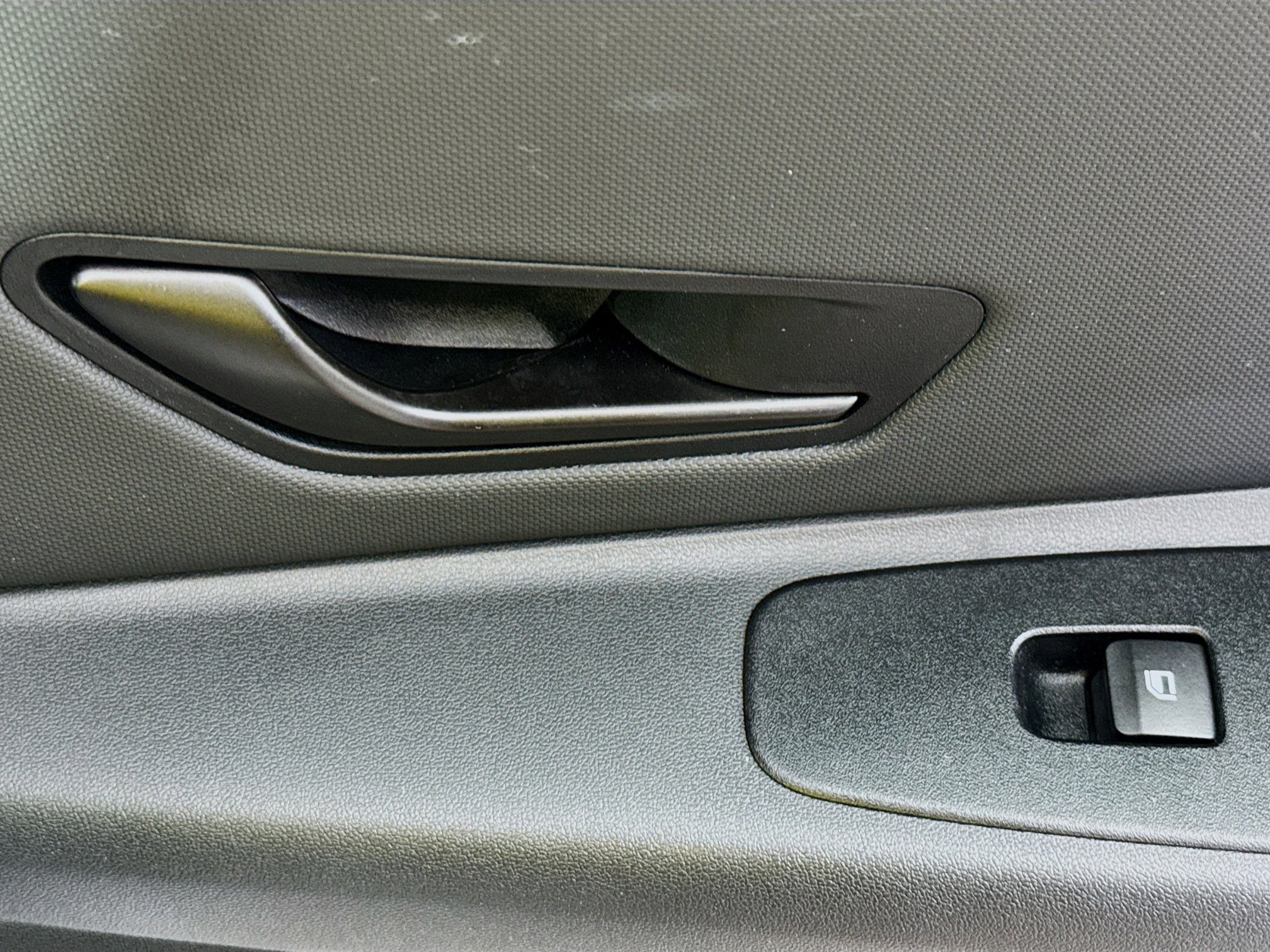 Used 2026 Hyundai Elantra Sport FWD image 30