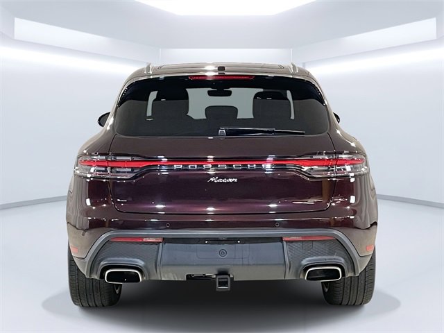 Certified 2025 Porsche Macan image 7