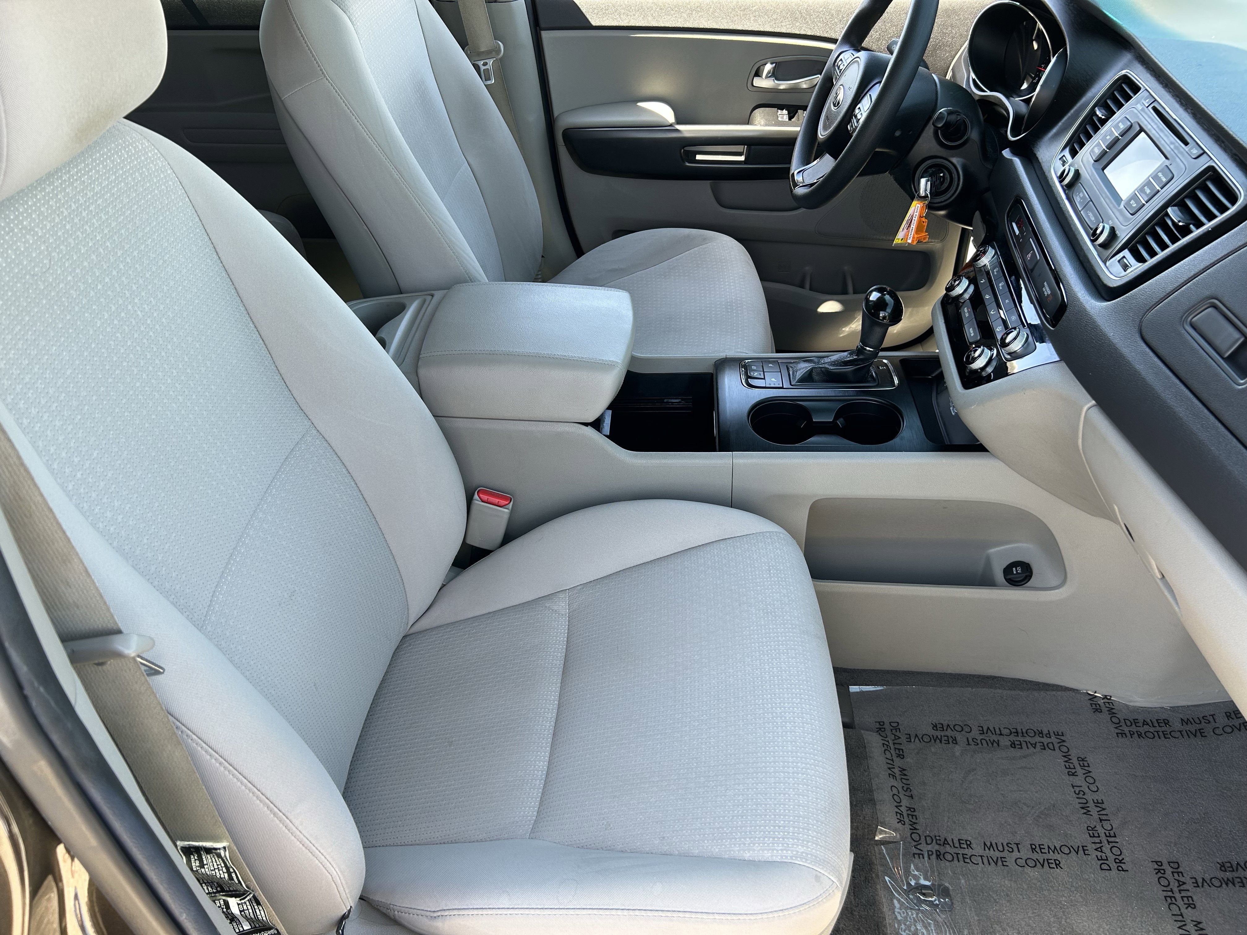 Used 2016 Kia Sedona LX w/ LX Convenience Package image 10