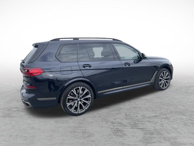 Used 2022 BMW X7 M50i w/ Luxury Seating Package image 7