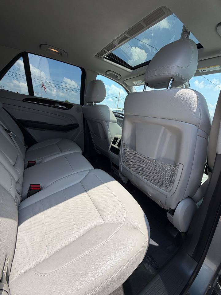 Used 2015 Mercedes-Benz ML 350 4MATIC image 45
