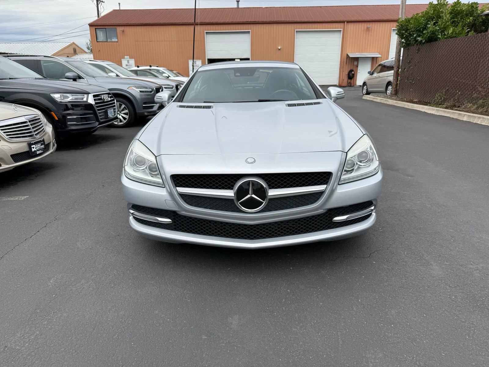 Used 2015 Mercedes-Benz SLK 250 image 4